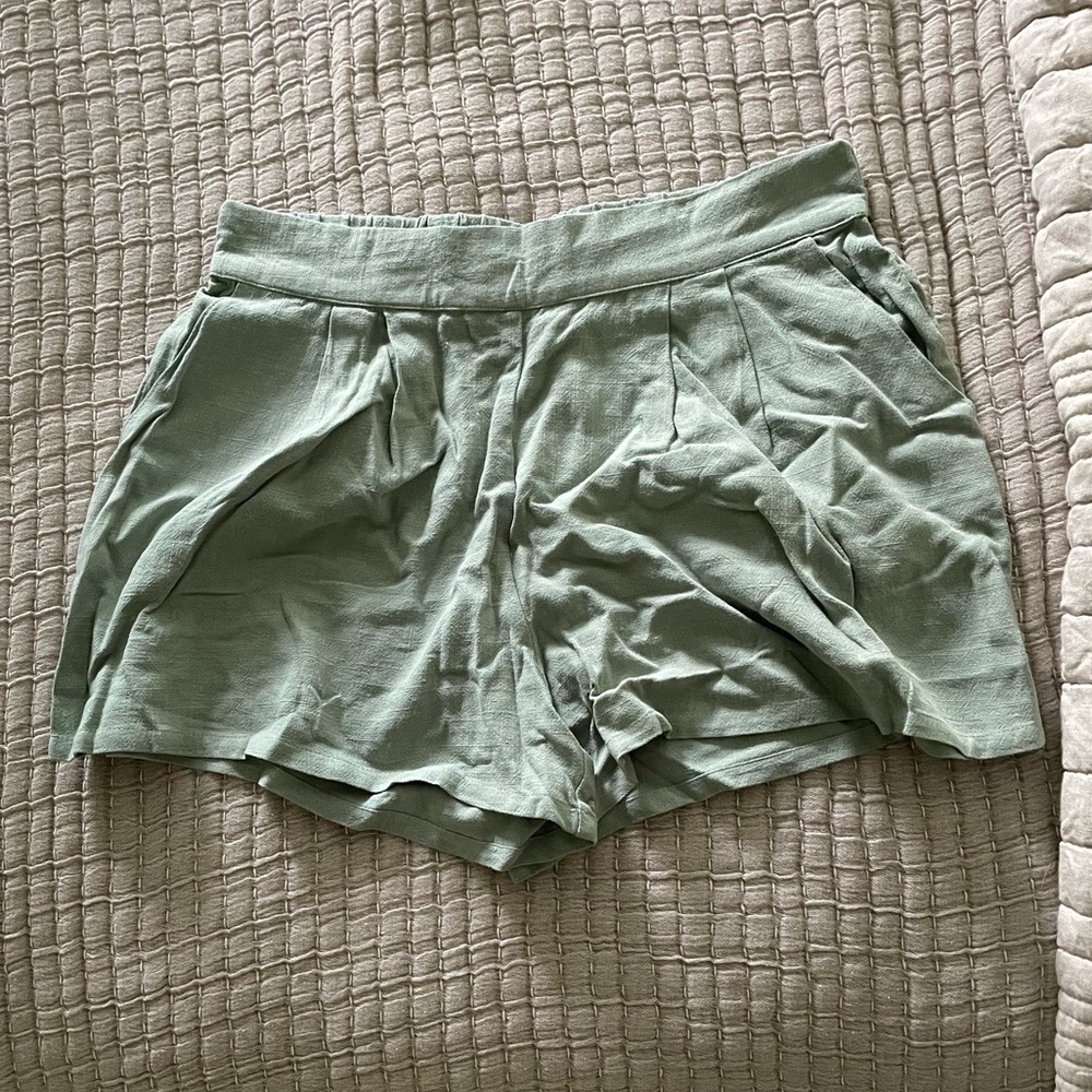 High waisted sage shorts